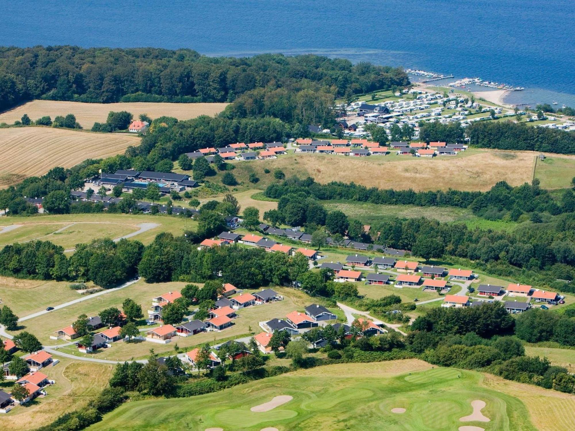 5 Person Holiday Home On A Holiday Park In Åbenrå Eksteriør billede