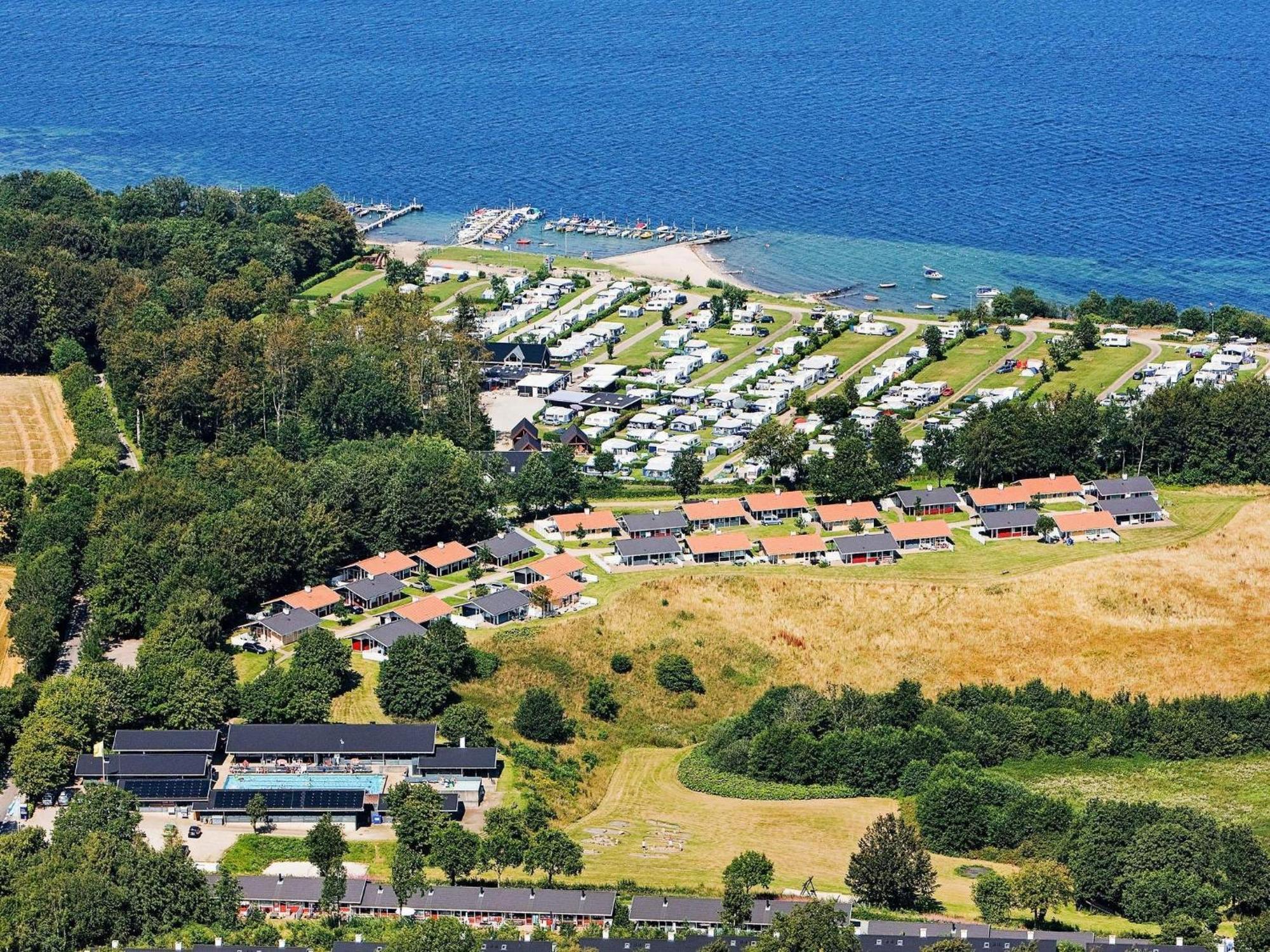 5 Person Holiday Home On A Holiday Park In Åbenrå Eksteriør billede