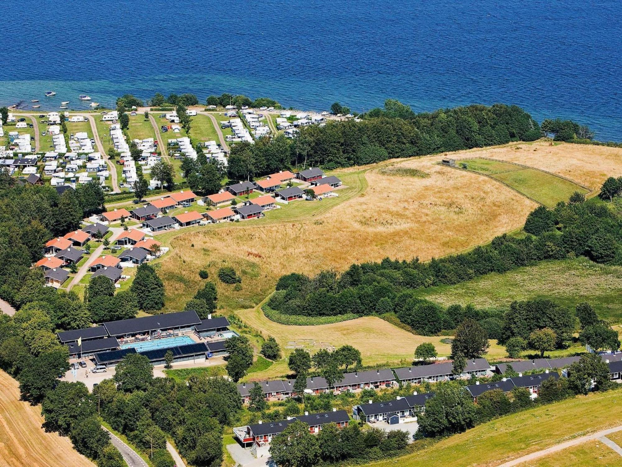5 Person Holiday Home On A Holiday Park In Åbenrå Eksteriør billede